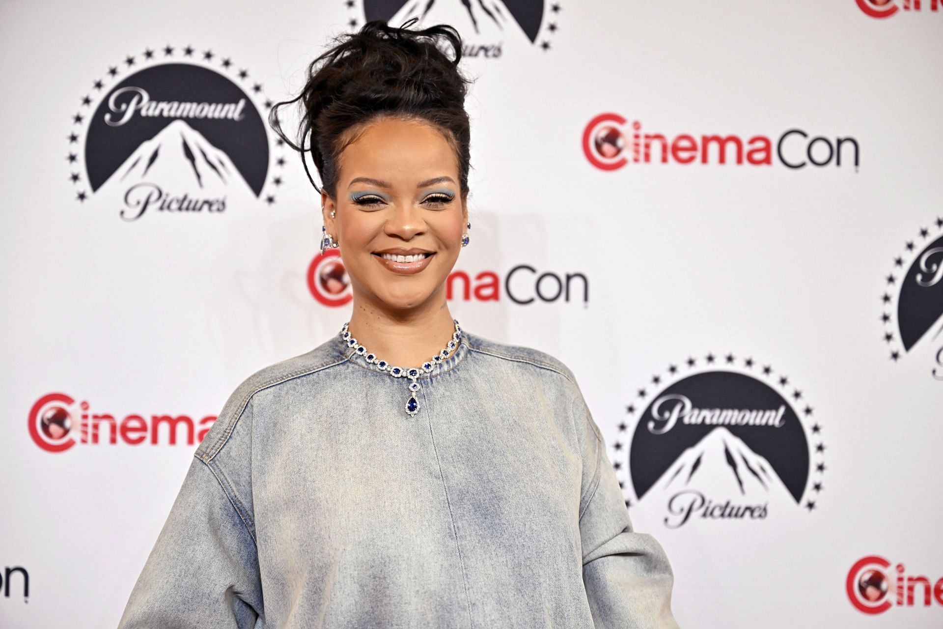 Rihanna: Image via Getty Images